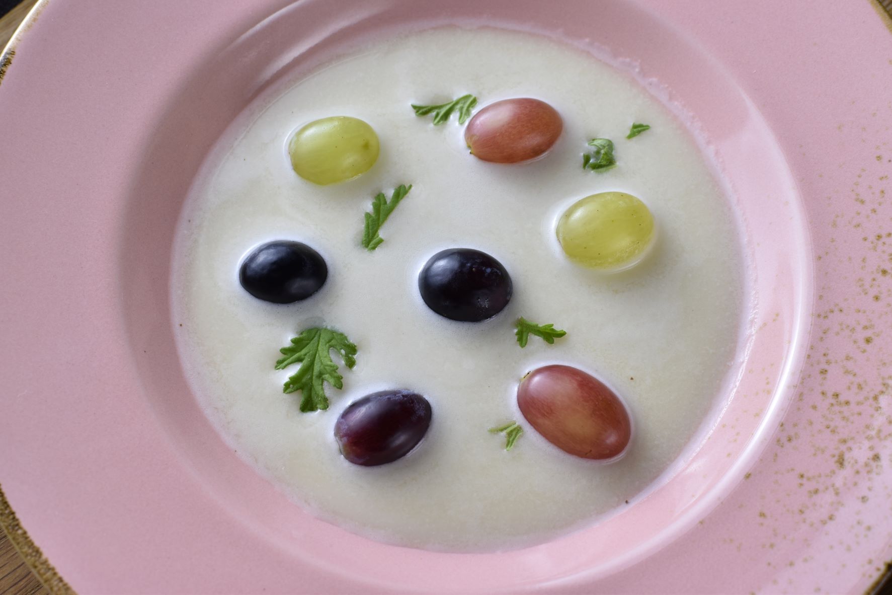 ajoblanco with roasted almonds and grapes