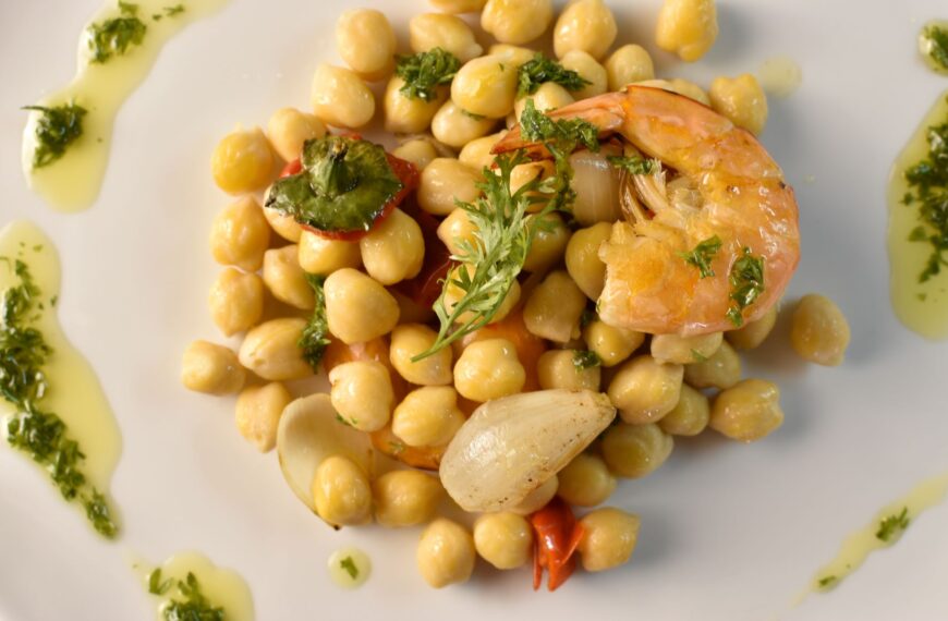 chickpeas with shrimps and carrot leaves