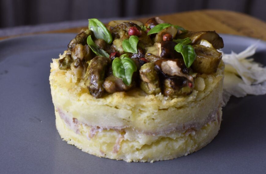 “gattó di patate” with porcini mushrooms