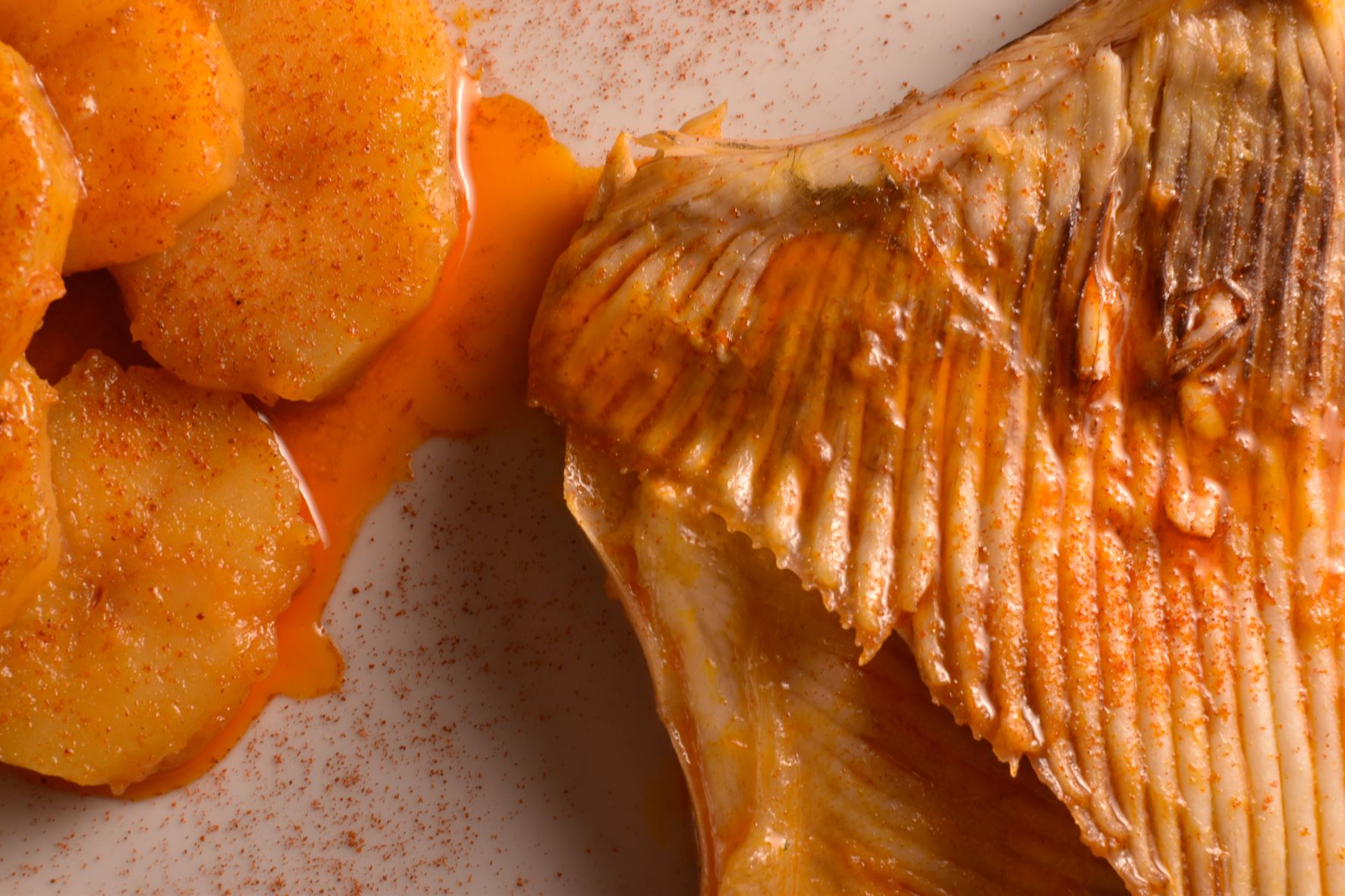 stingray “bourdeto” with potatoes