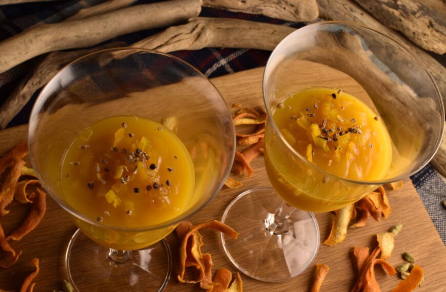 Σικελικό ζελέ πορτοκαλιού με κάρδαμο και ζαχαρωμένες φλούδες