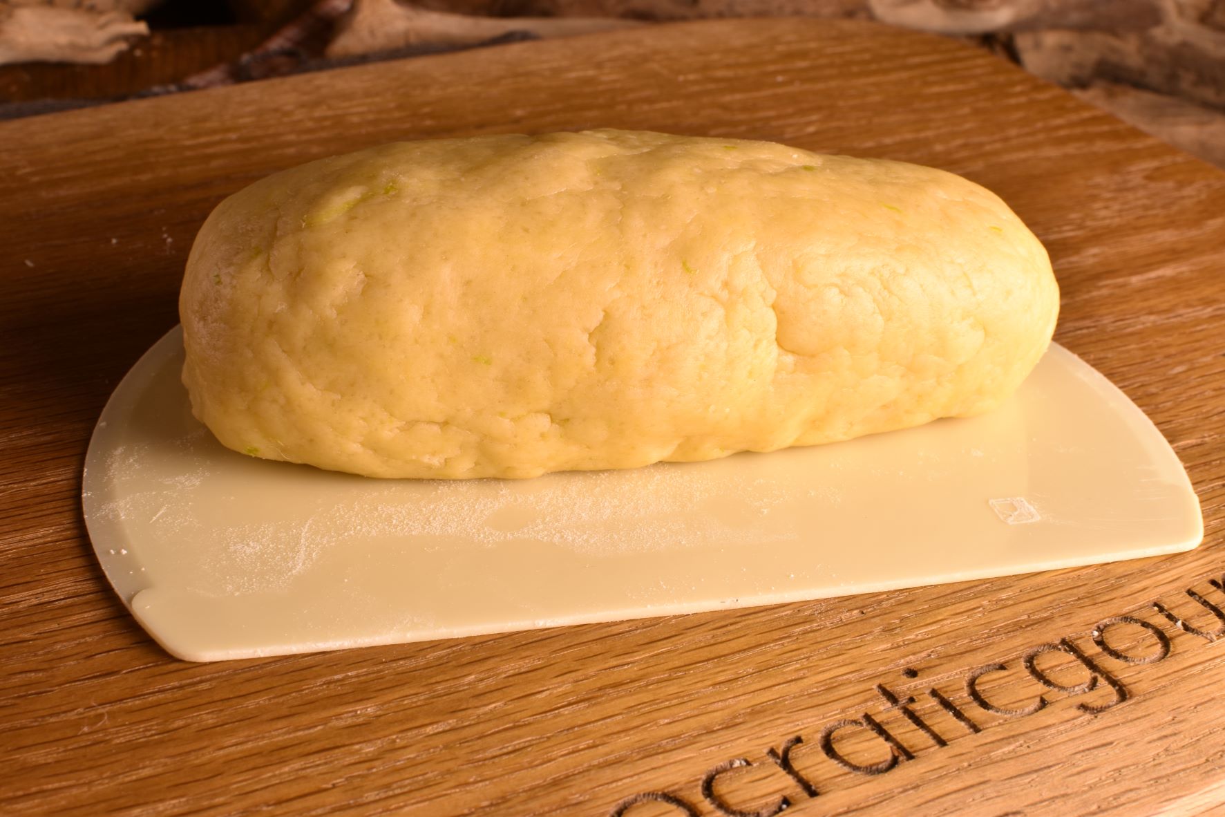 basic frolla dough for Italian stuffed pastries