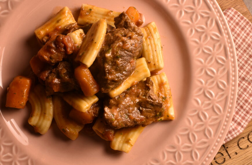 sheep with olives, carrots and fresh rigatoni